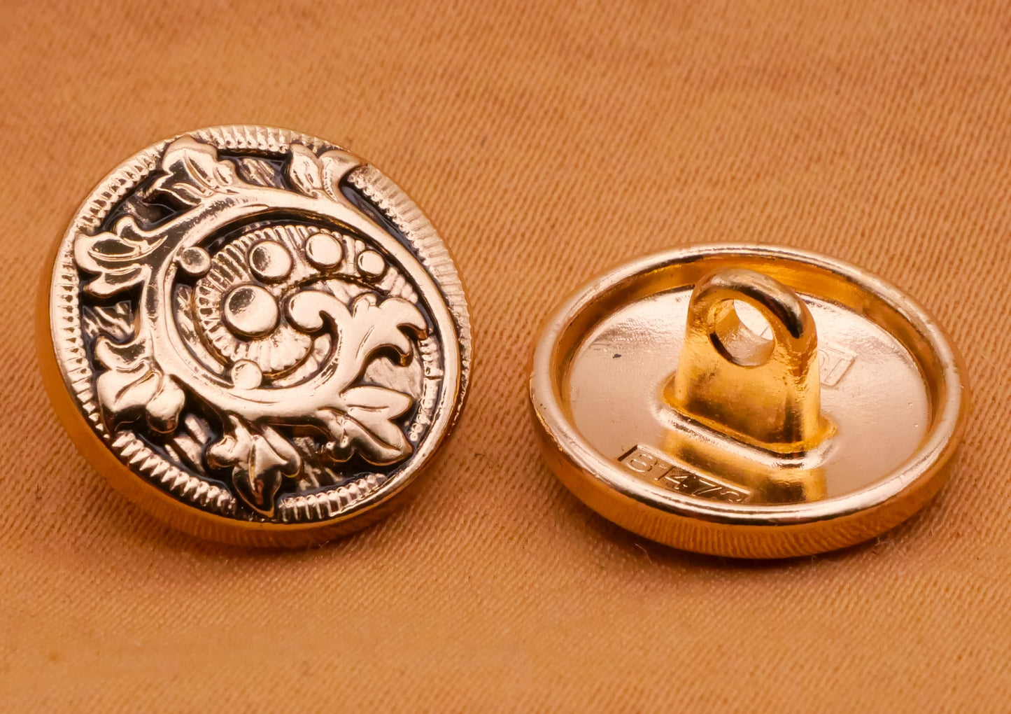 Foliage Leaves Soft Gold Metal Pair of Buttons 15mm