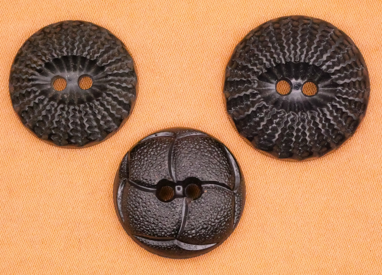 Fabric Look Black Vintage Plastic Button Various 19-20mm