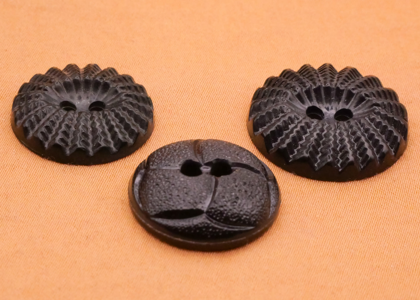 Fabric Look Black Vintage Plastic Button Various 19-20mm