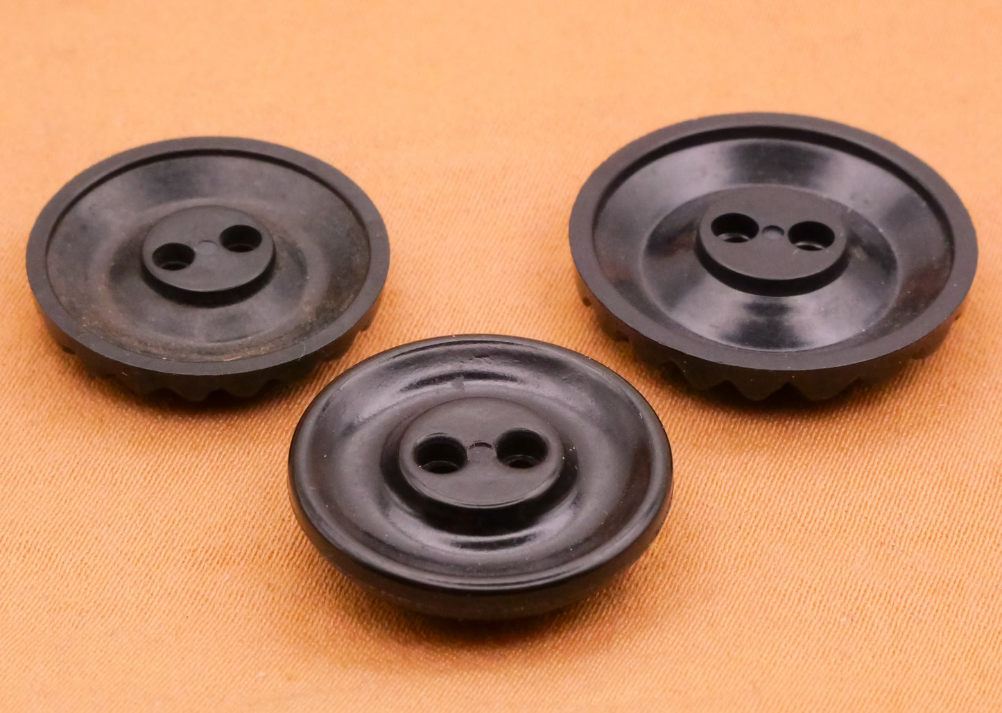 Fabric Look Black Vintage Plastic Button Various 19-20mm