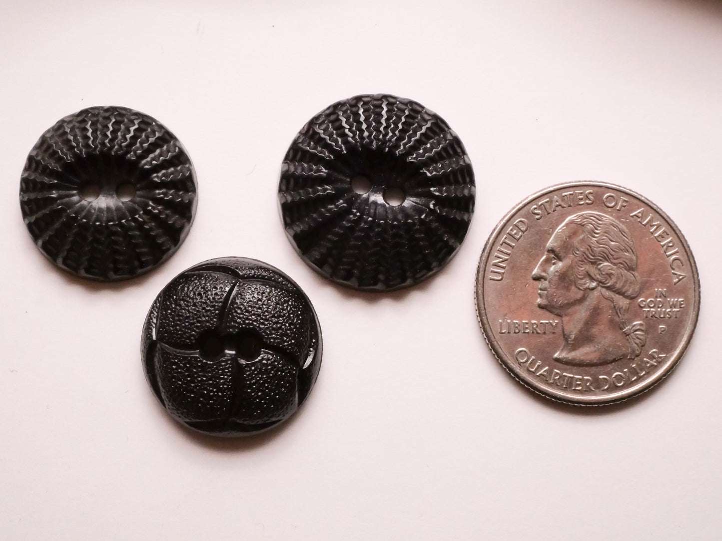 Fabric Look Black Vintage Plastic Button Various 19-20mm
