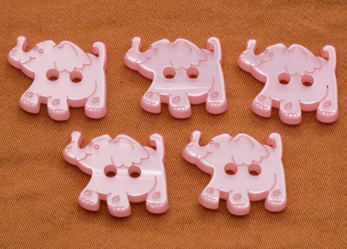 Elephant Pearlized Pale Pink Plastic Set of Five Buttons 12x15mm