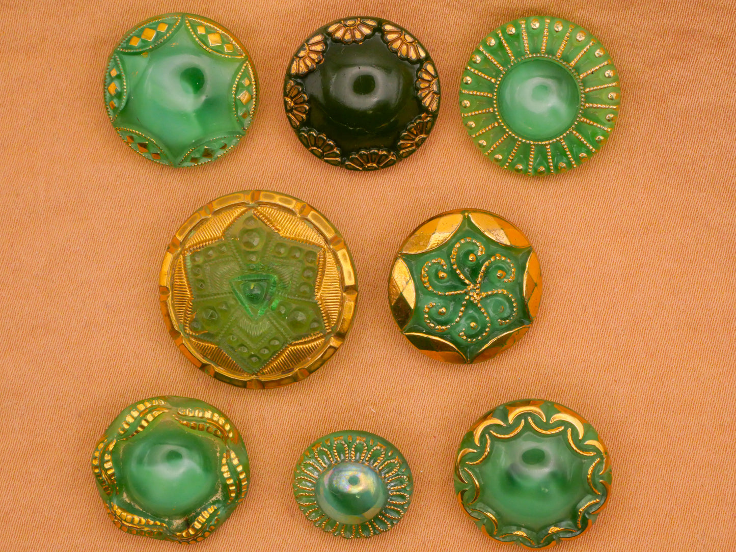 Green Gold Edge Vintage Button Various 13-23mm