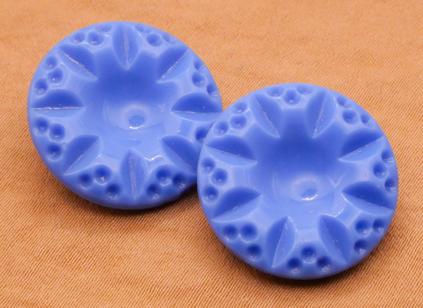 Snowflake Colonial Blue Vintage Glass Pair of Buttons 20mm
