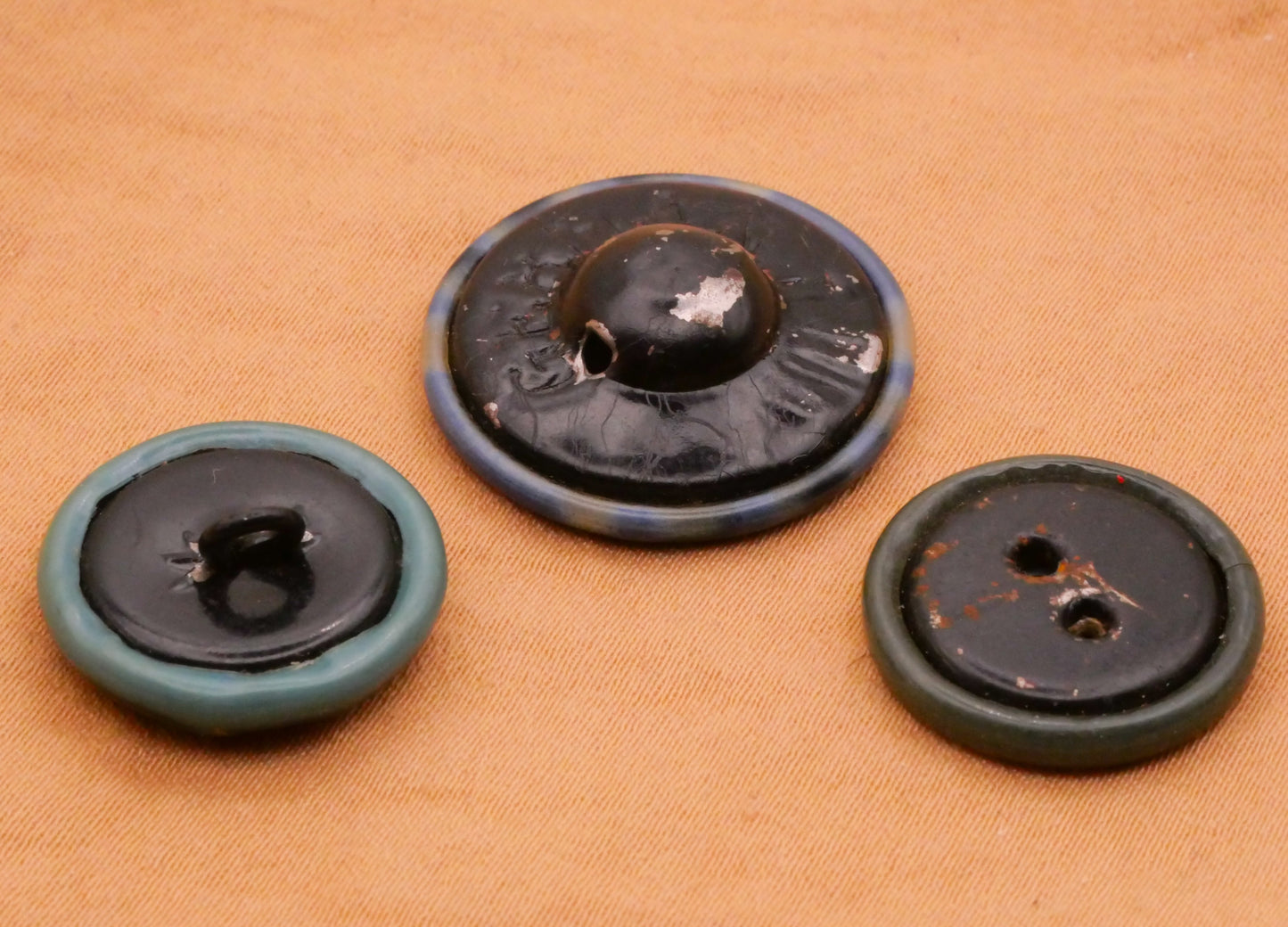 Quadrant Blue Blue-Green Design Celluloid Early Plastic Button Various 17-23mm