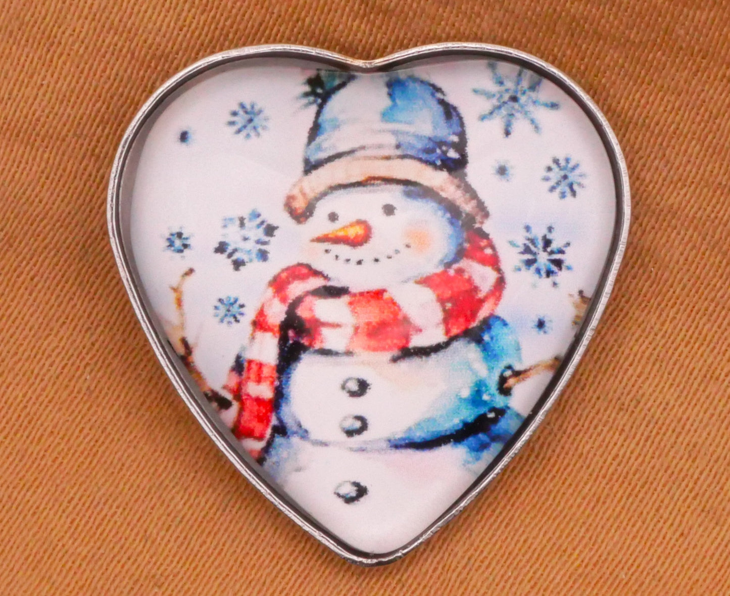 Snowman Scarf Heart Metal Plastic Button 21mm