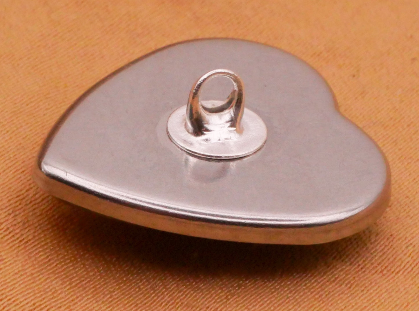 Snowman Scarf Heart Metal Plastic Button 21mm