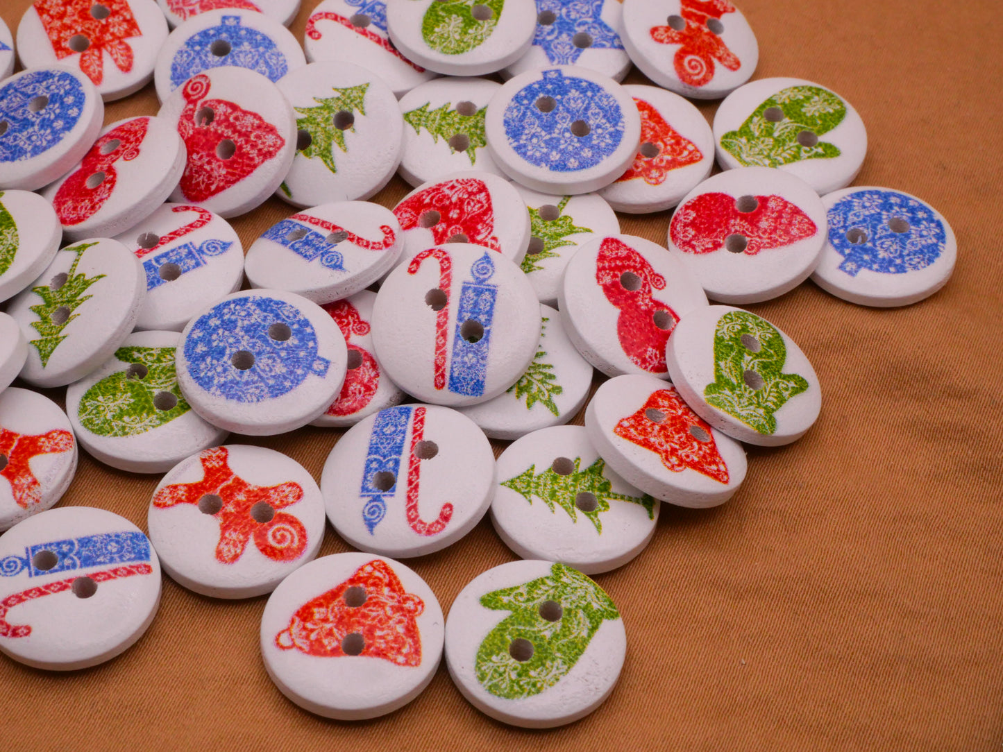 Christmas Tin Container Holiday Motif Wood Set of Fifty Buttons 62mm