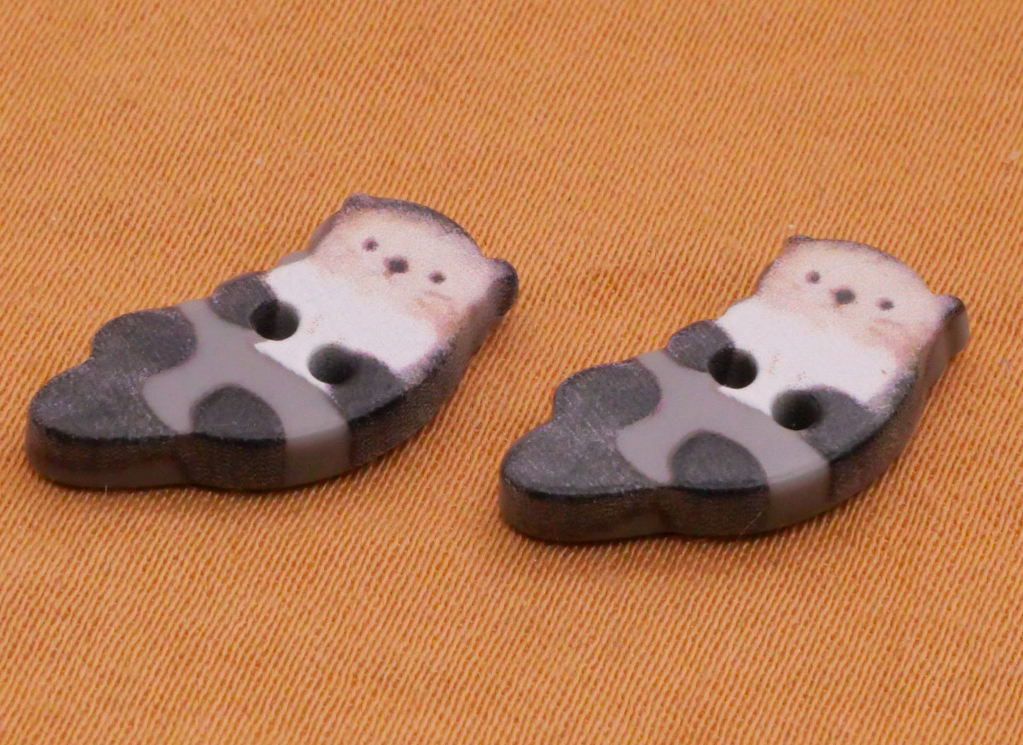 Otter Marine Animal Plastic Pair of Buttons 9x16mm