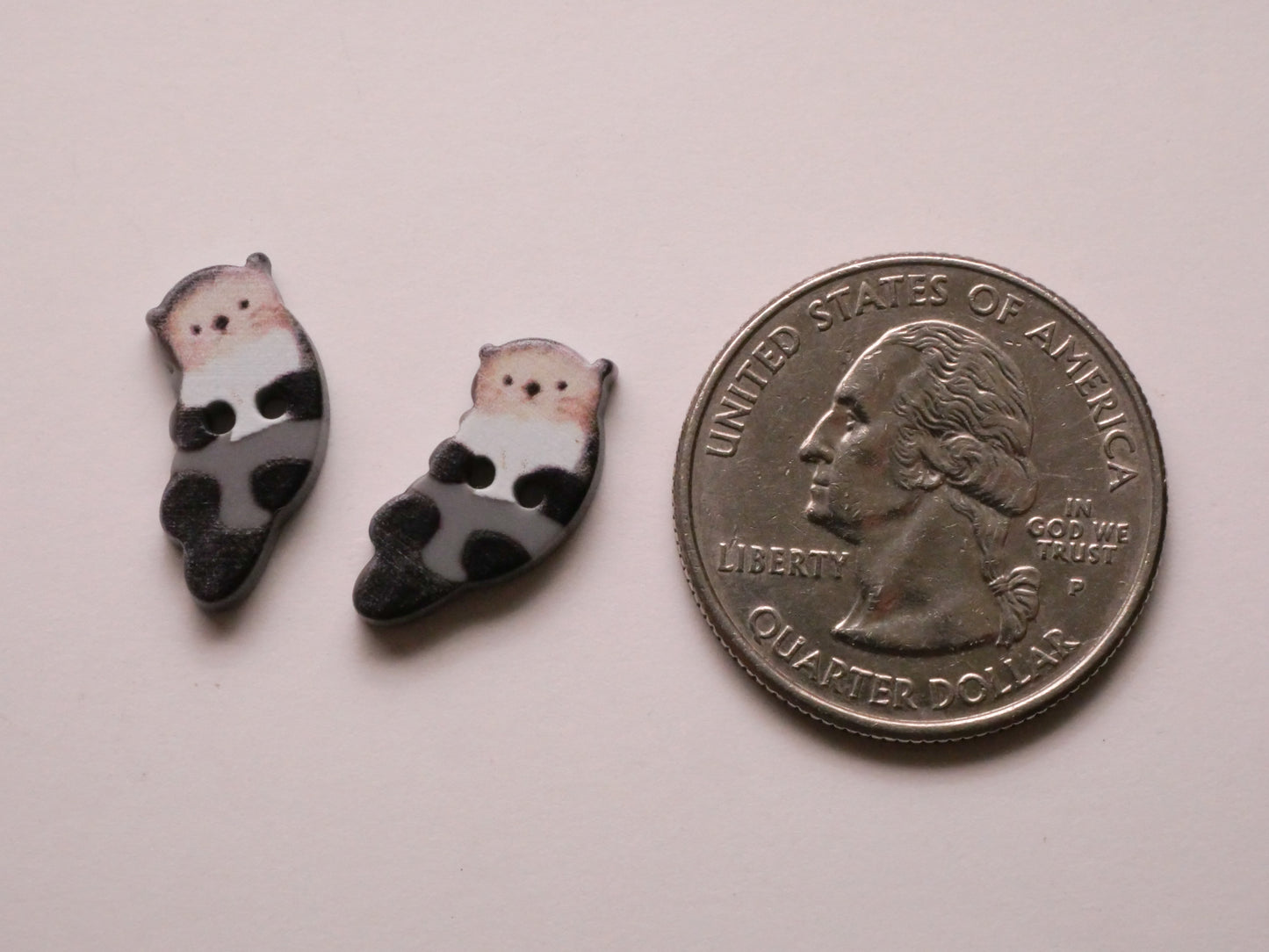 Otter Marine Animal Plastic Pair of Buttons 9x16mm