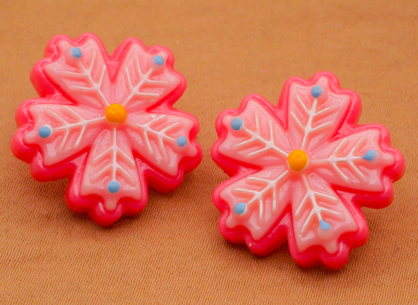 Snowflake Frosted Cookie Pink Plastic Pair of Buttons 22mm