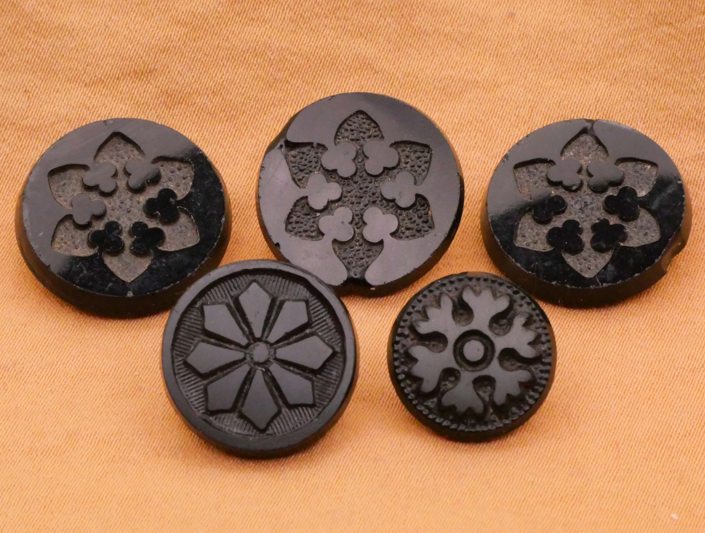 Snowflake Mirror Finish Black Glass Button Various 14-18mm