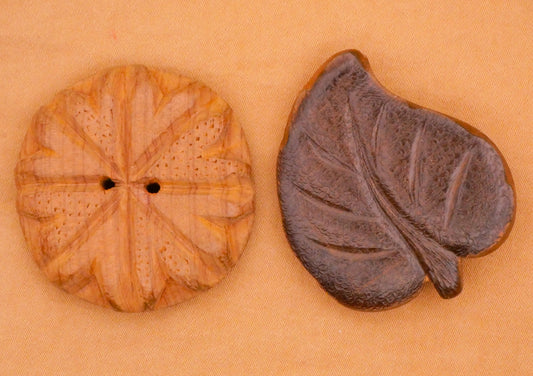 Heart Snowflake or Leaf Carved Wood Vintage Button Various 32-39mm