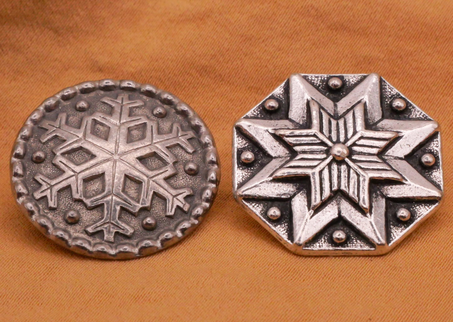 Snowflake Winter Pewter Metal Button Various 22mm