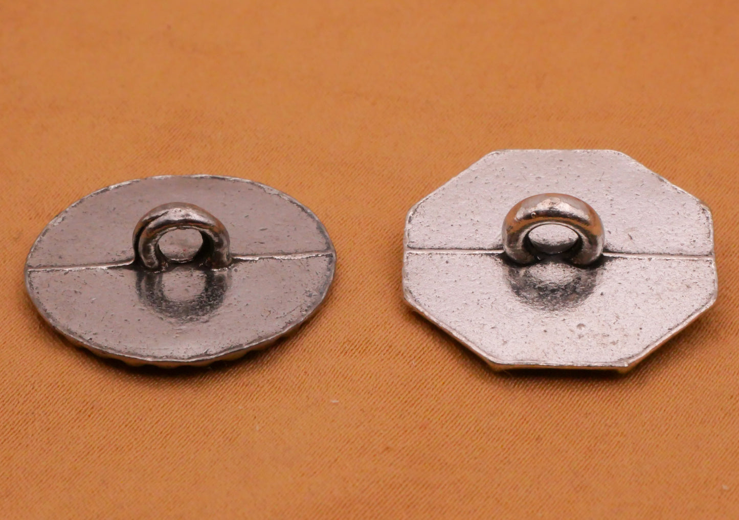 Snowflake Winter Pewter Metal Button Various 22mm