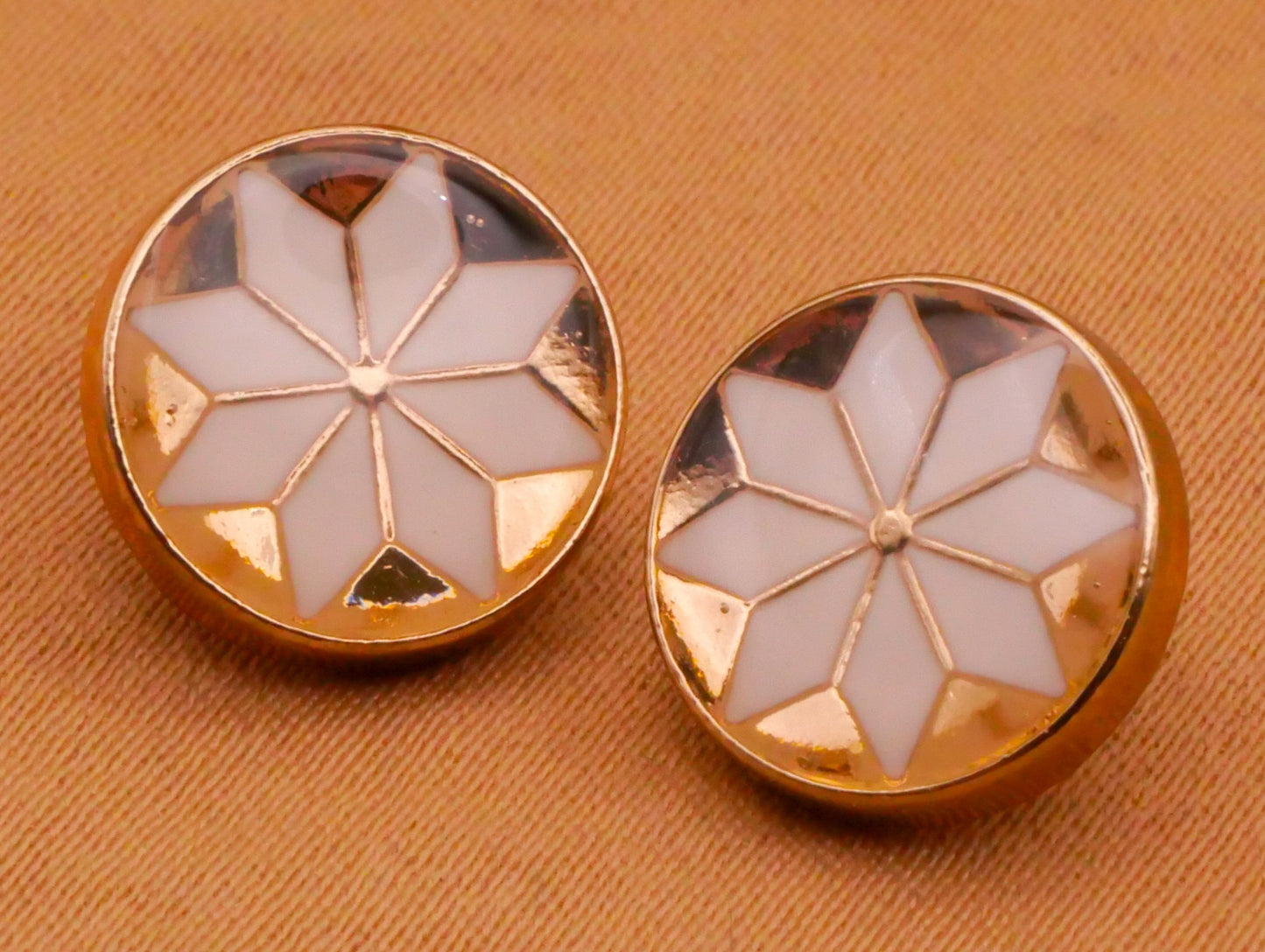 Snowflake Nordic Gold or Silver Metal Pair of Buttons 11mm