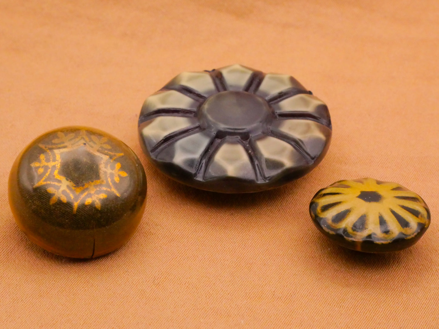 Snowflake Celluloid Early Plastic Button Various 17-28mm