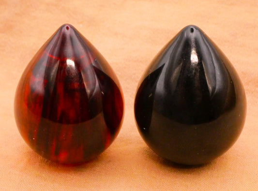 Teardrop Raindrop Bakelite Early Plastic Button Various 21x28mm