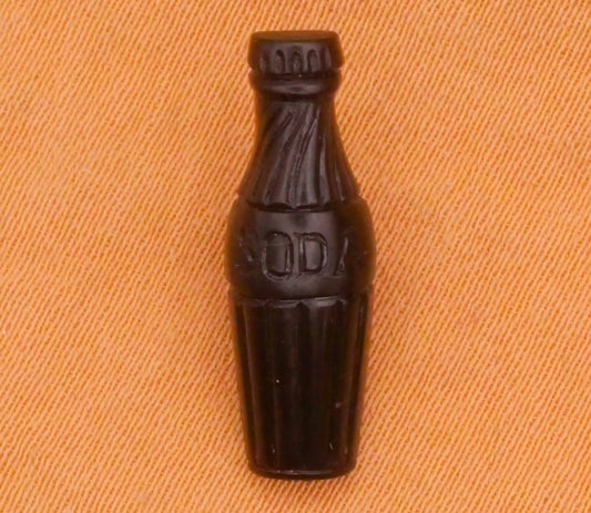 Soda Bottle Coke Brown Plastic Goofy Goofie Button 6x19mm