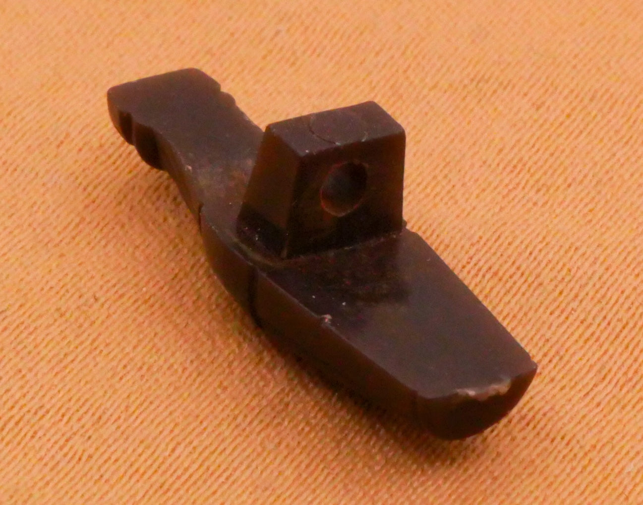 Soda Bottle Coke Brown Plastic Goofy Goofie Button 6x19mm