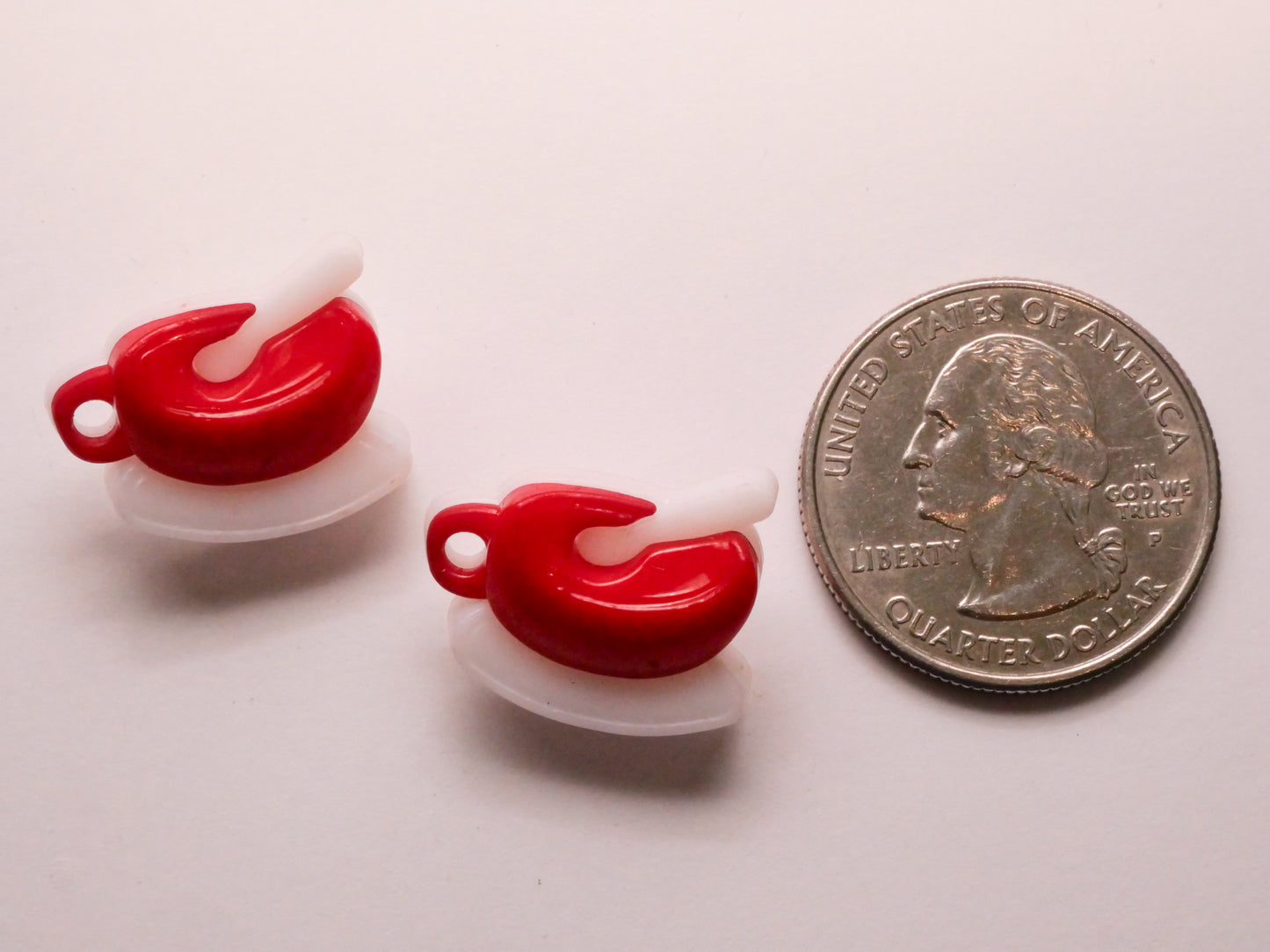 Porridge or Coffee Cup Snap-Together Plastic Pair of Buttons 14x19mm