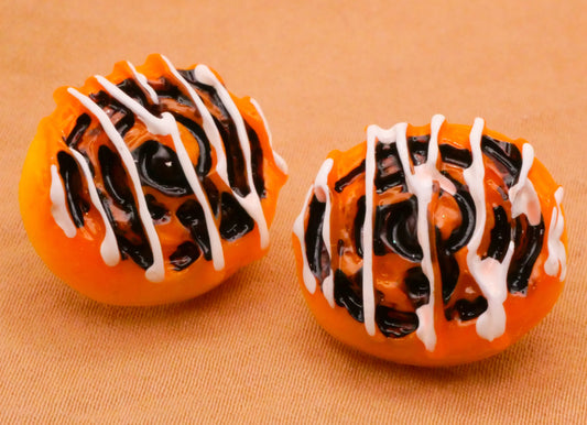 Frosted Cinnamon Roll Realistic Food Plastic Pair of Buttons 17x19mm