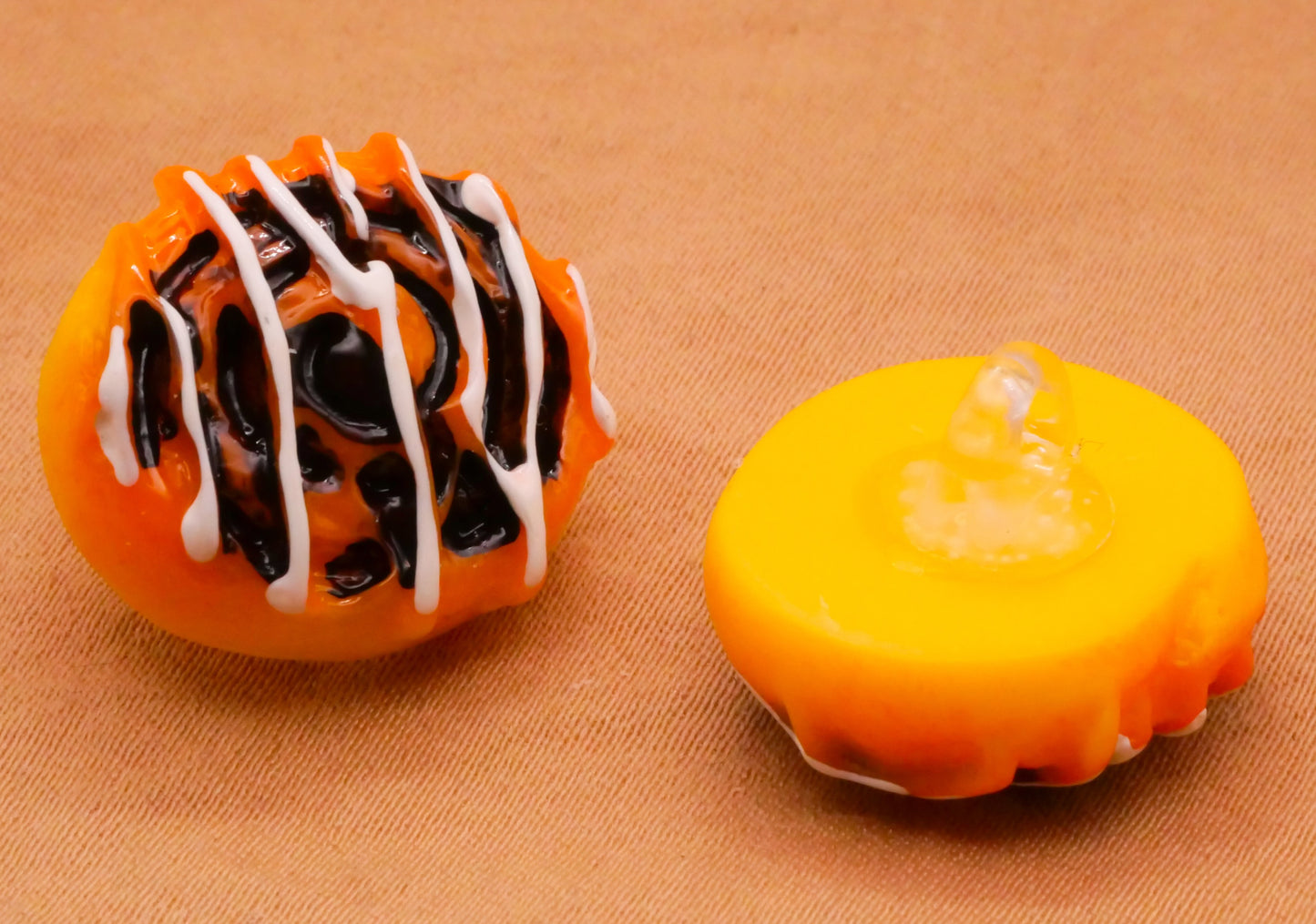 Frosted Cinnamon Roll Realistic Food Plastic Pair of Buttons 17x19mm