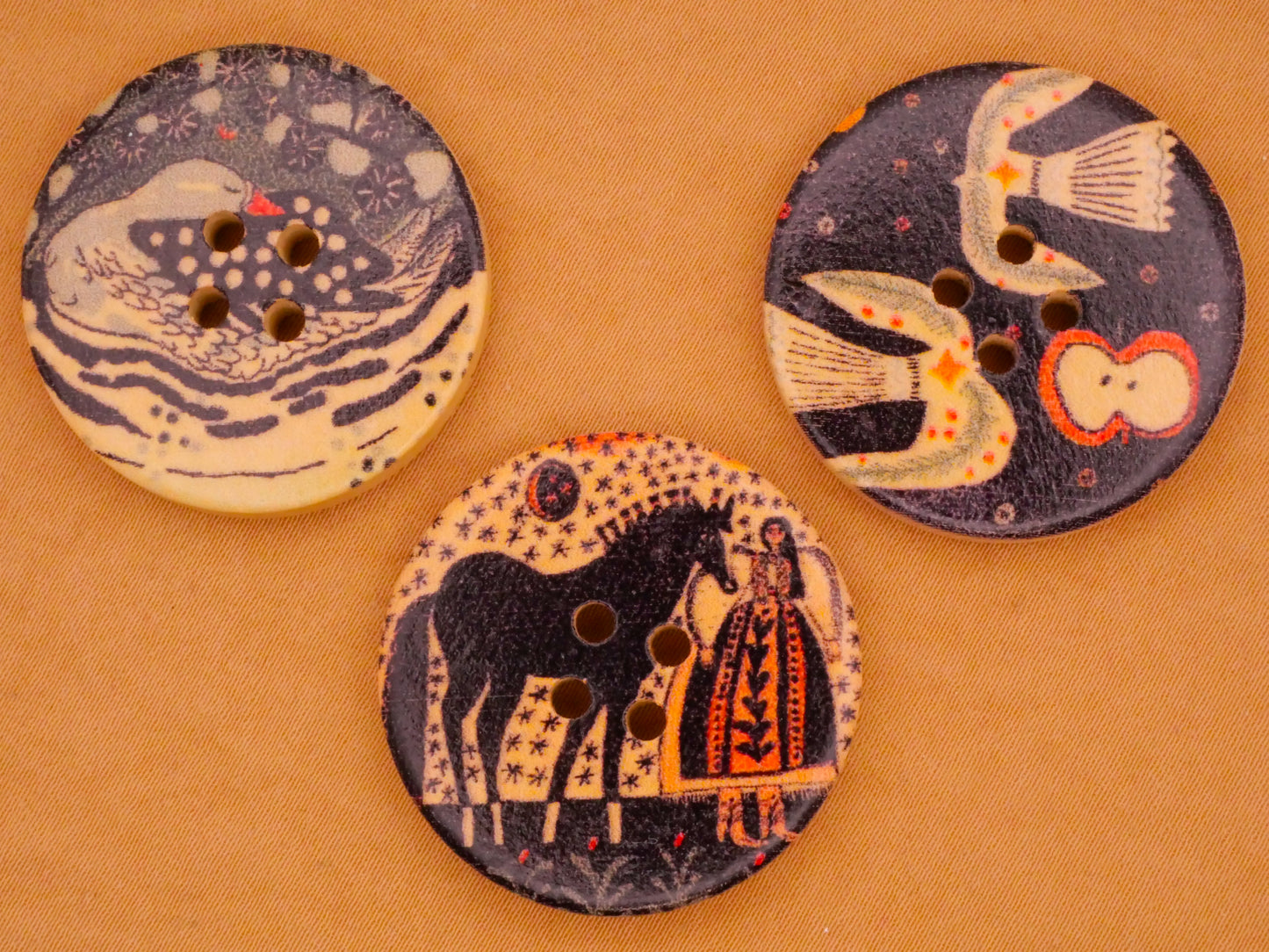 Folk Art Animals Goose Birds Horse Wood Set of Three Buttons 30mm