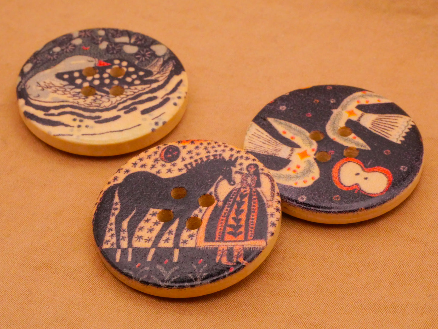 Folk Art Animals Goose Birds Horse Wood Set of Three Buttons 30mm