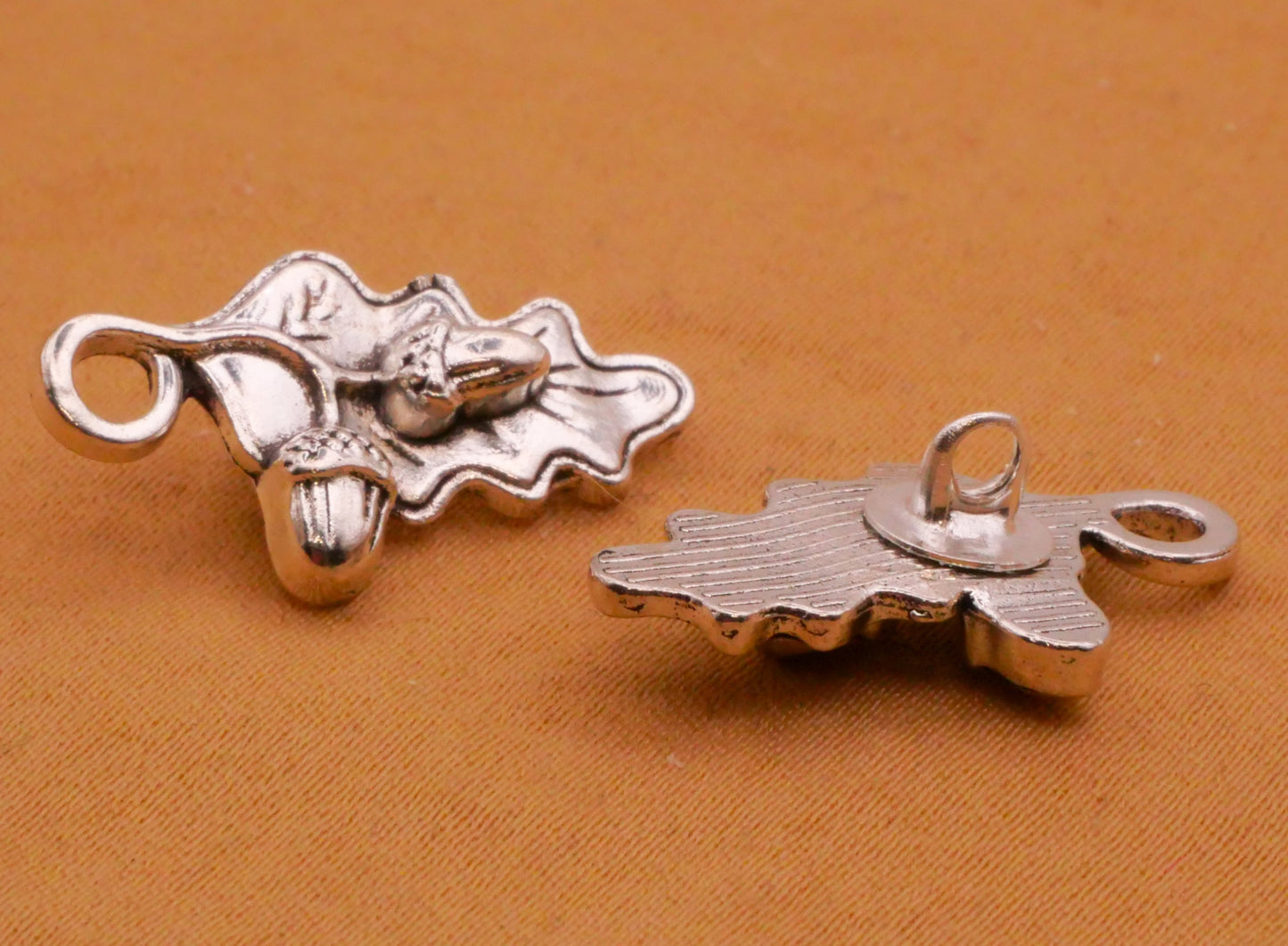 Acorns Oak Leaf Realistic Silver Metal Button 12x22mm