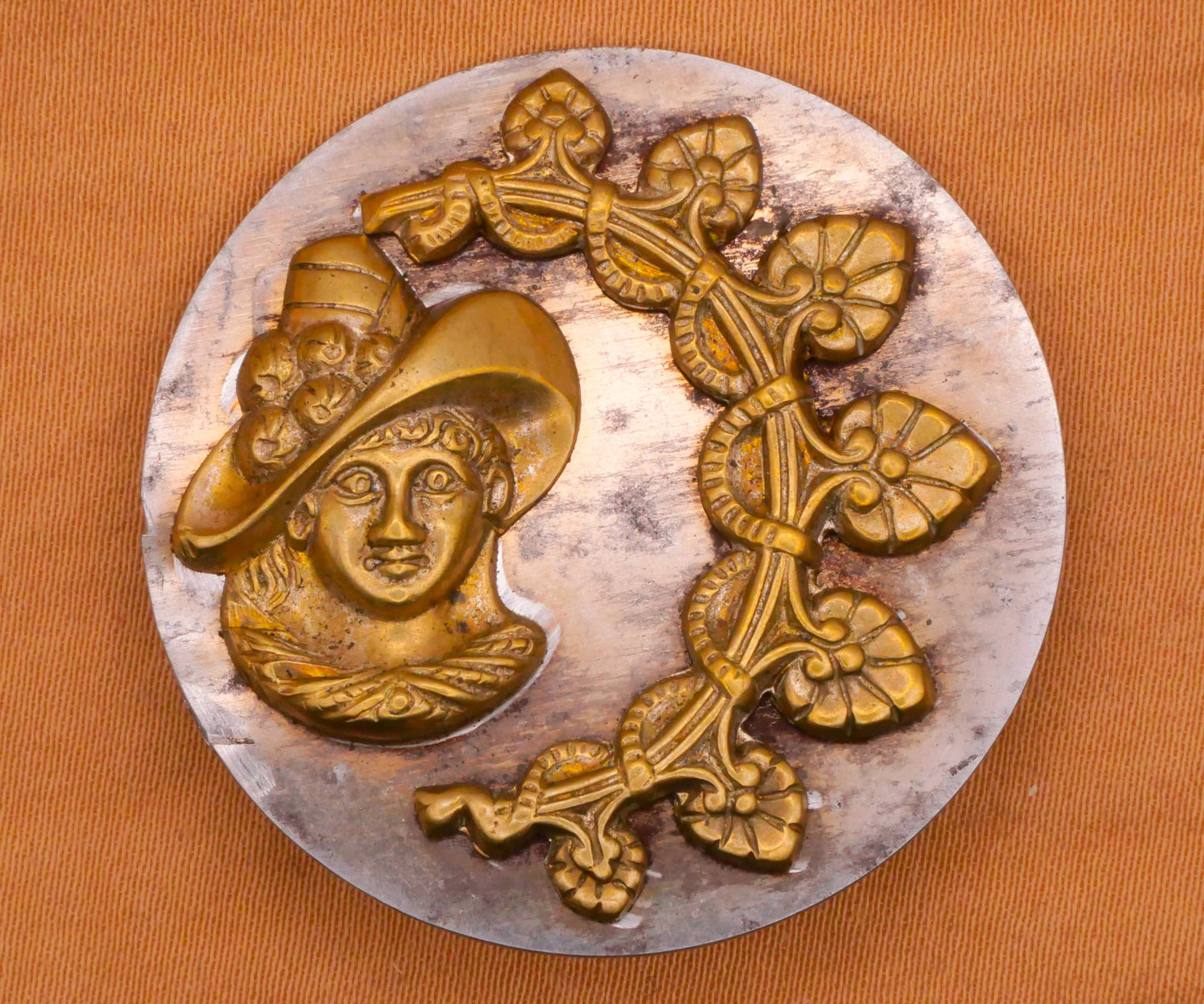 Lady in Hat Portrait Steel Brass Large Metal Victorian Button 37mm
