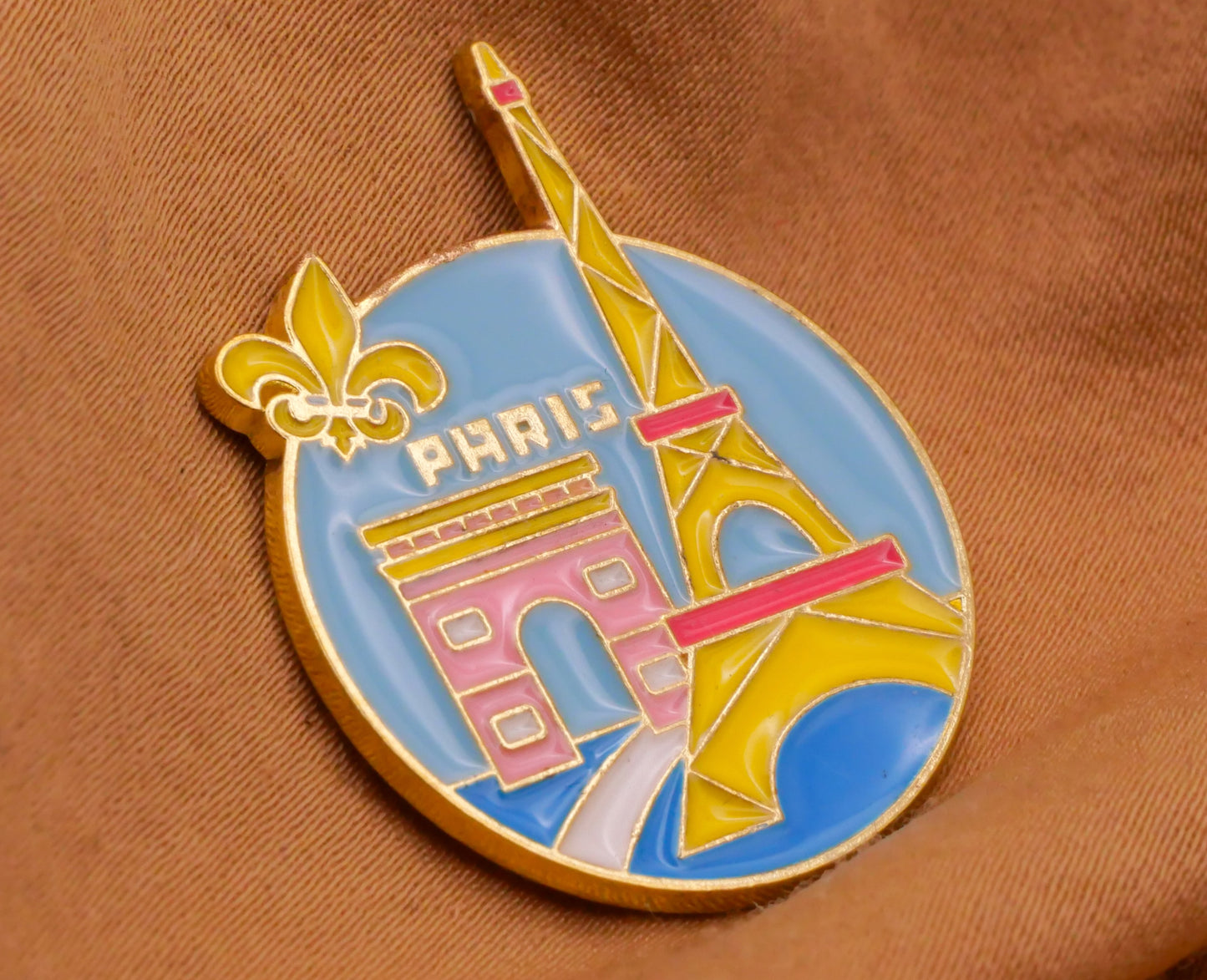 Paris France Arc de Triomphe Eiffel Tower Fleur de Lis Enamel Metal Button 25x32mm