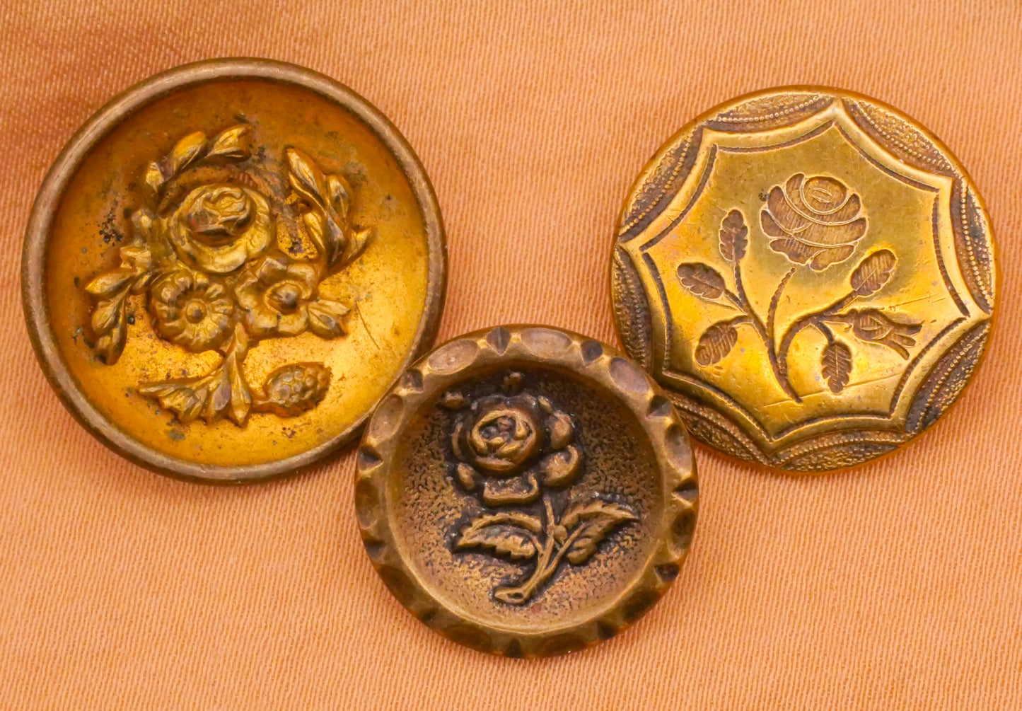 Rose Flower Victorian Brass Metal Button Various 17-22mm