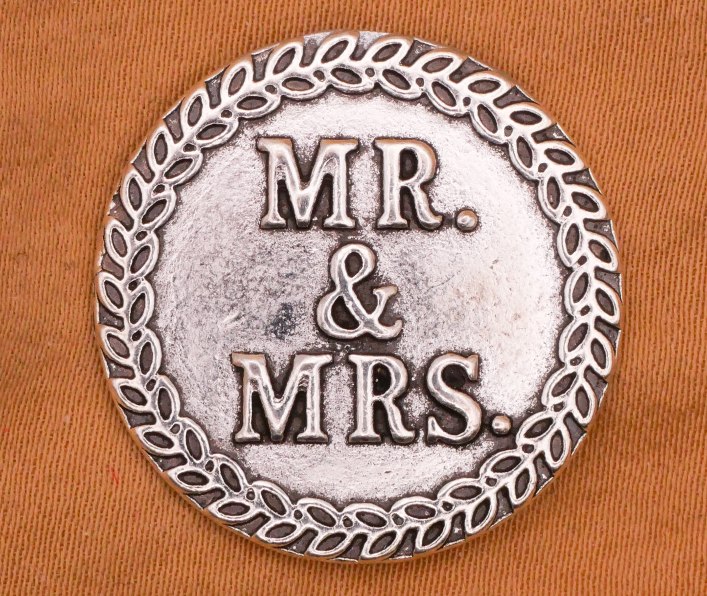 Mr. and Mrs. Wedding Bride Anniversary Verbal Metal Button 24mm