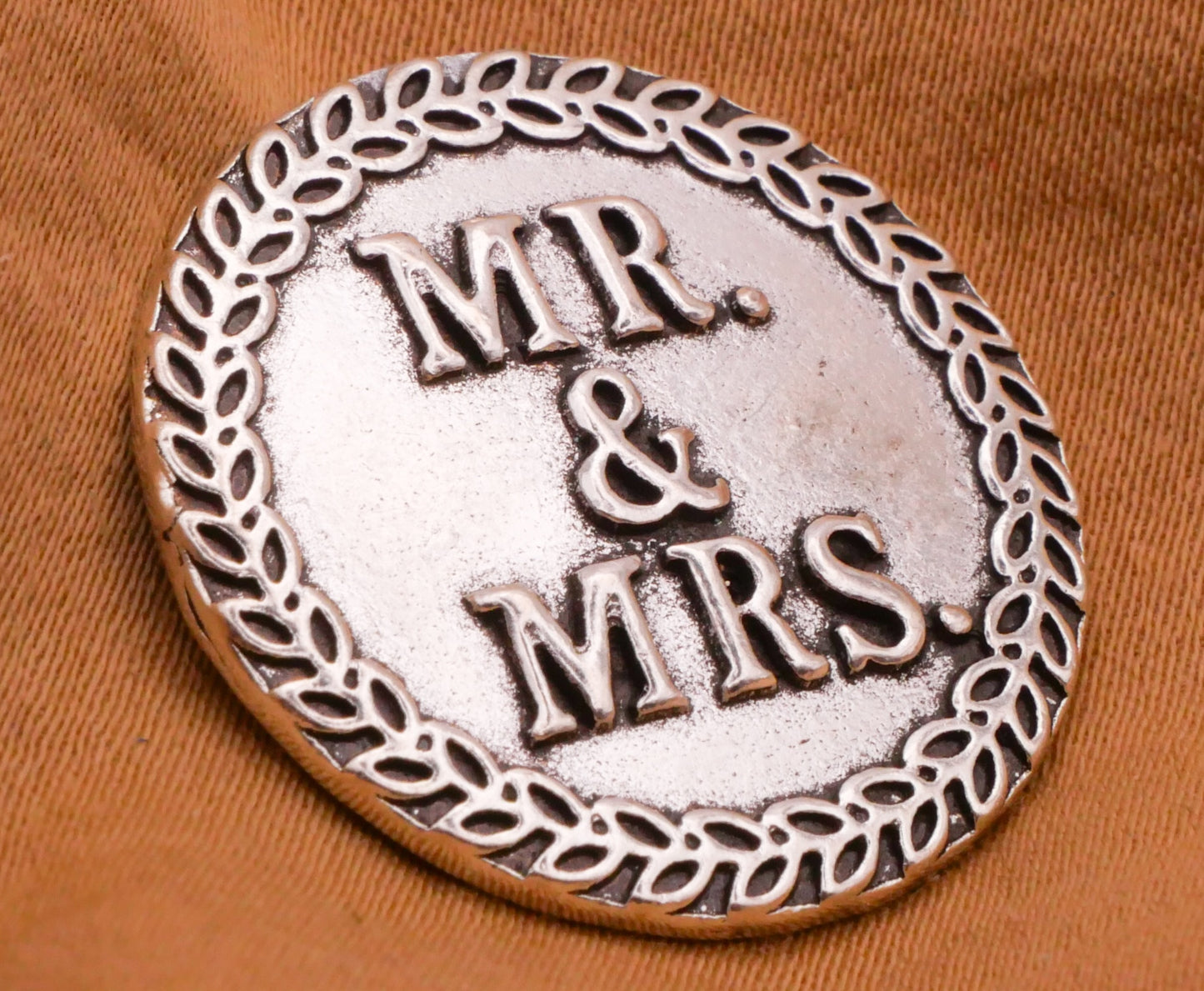 Mr. and Mrs. Wedding Bride Anniversary Verbal Metal Button 24mm