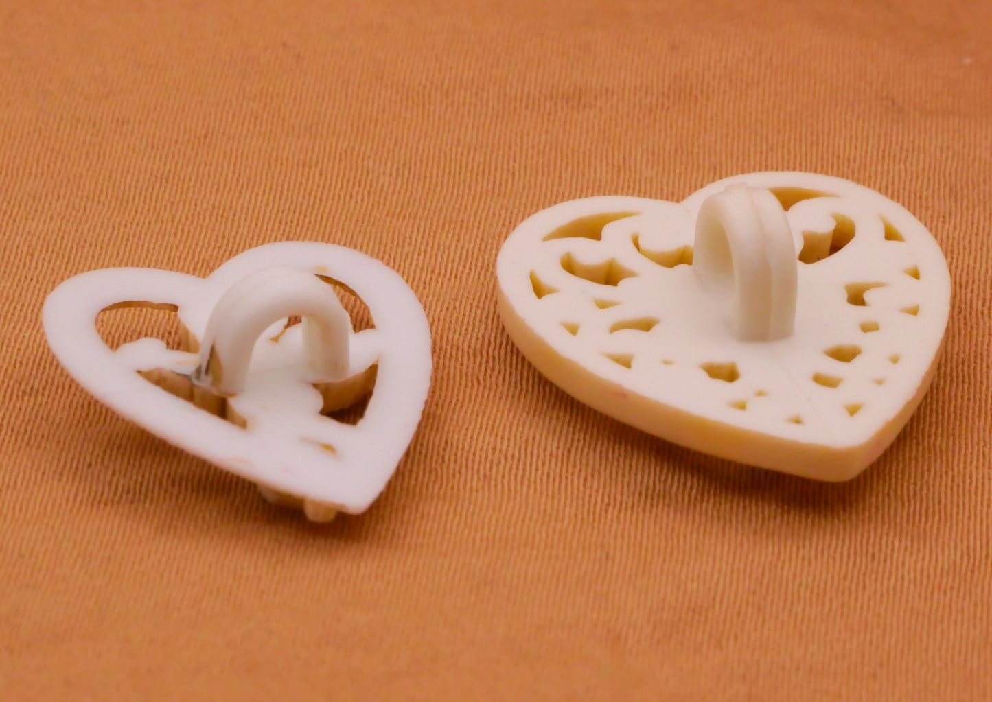 Heart Ivory Valentine Plastic Button Various 16-21mm
