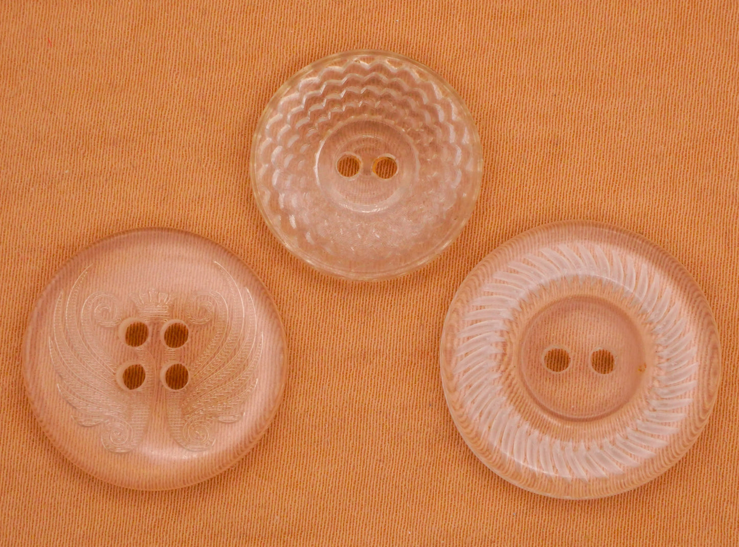 Lucite Look Reverse Design Plastic Button Various 19-23mm