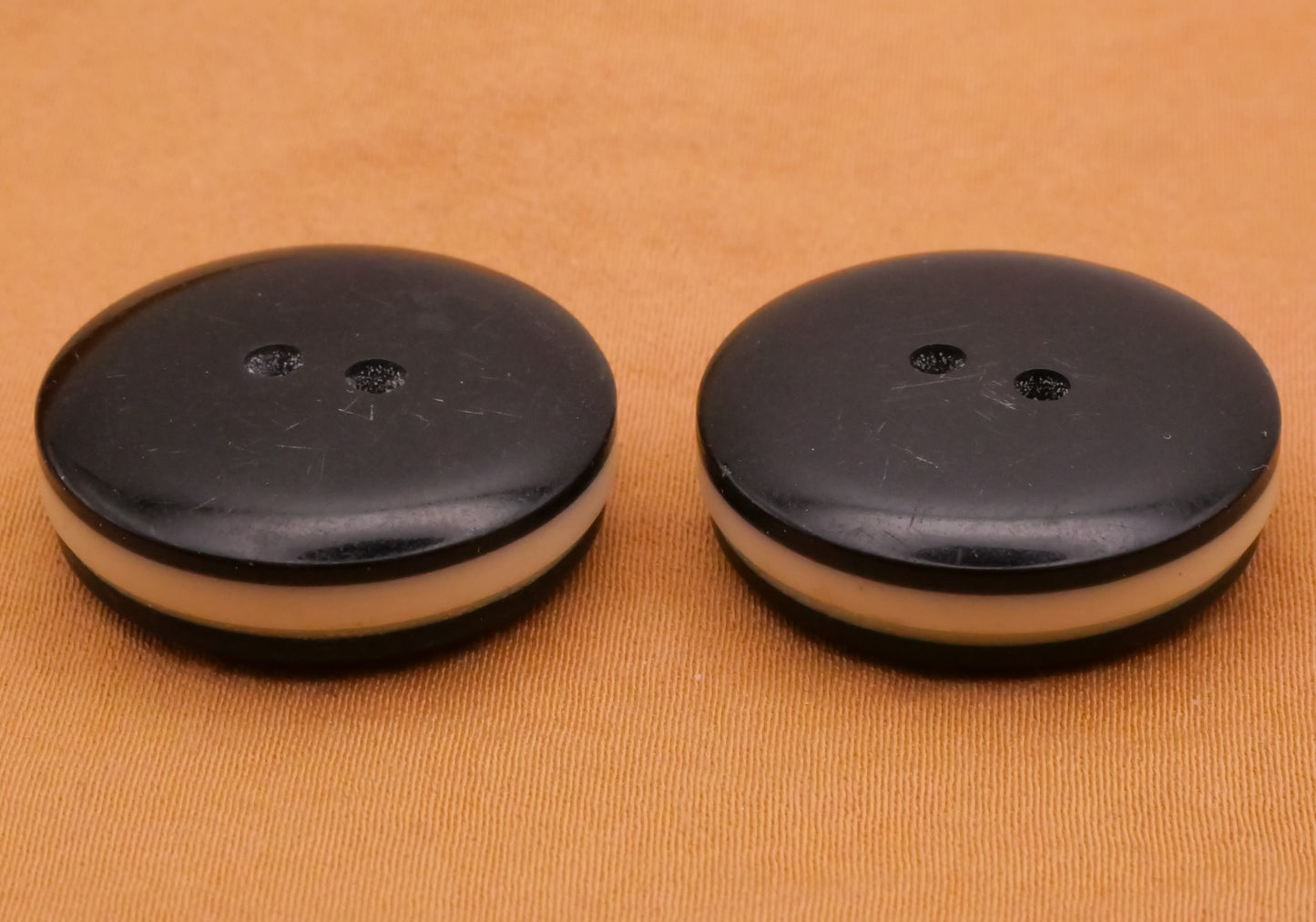 Black White Laminated Layer Vintage Plastic Button Various 23mm