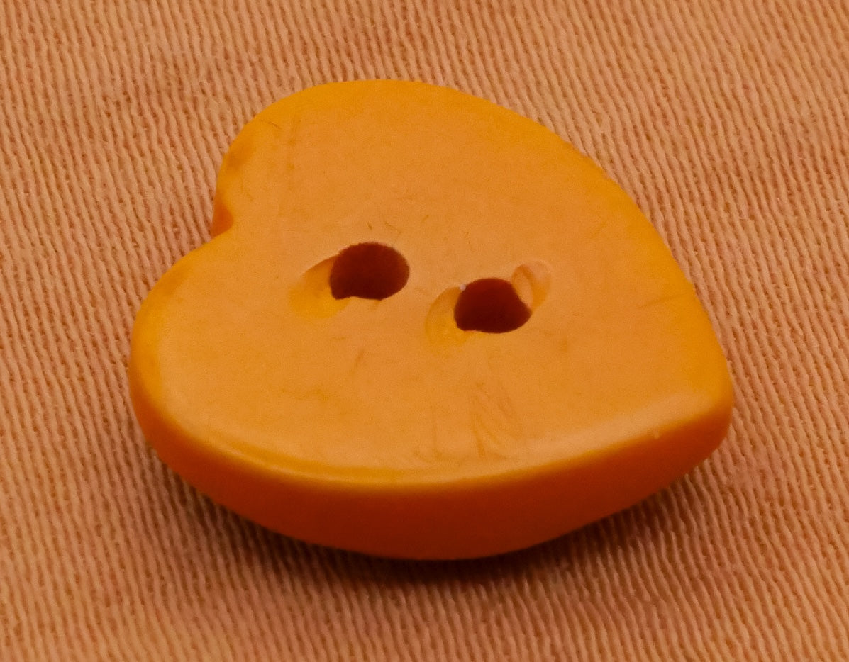 Heart Ridge Circles Design Butterscotch Bakelite Early Plastic Button 13x14mm