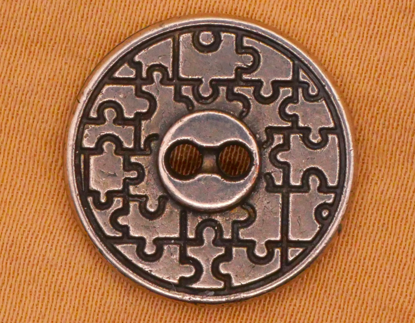 Puzzle Piece Pattern Silver Metal Vintage Button 18mm