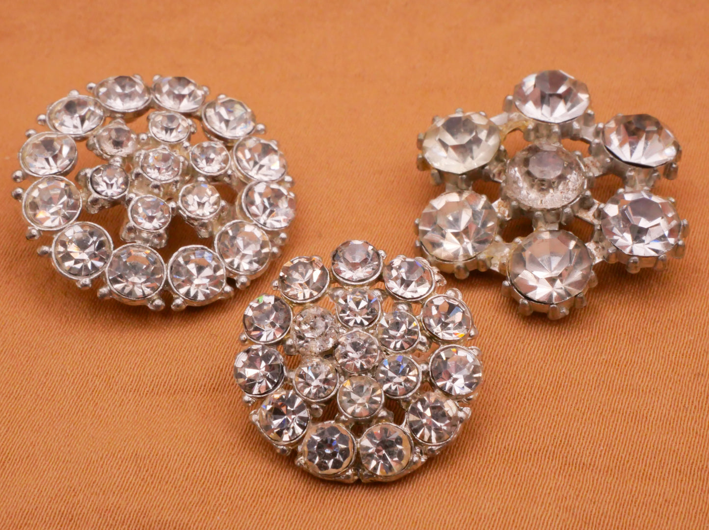 Rhinestone Flower Look Design Glass Metal Vintage Button Various 19-25mm