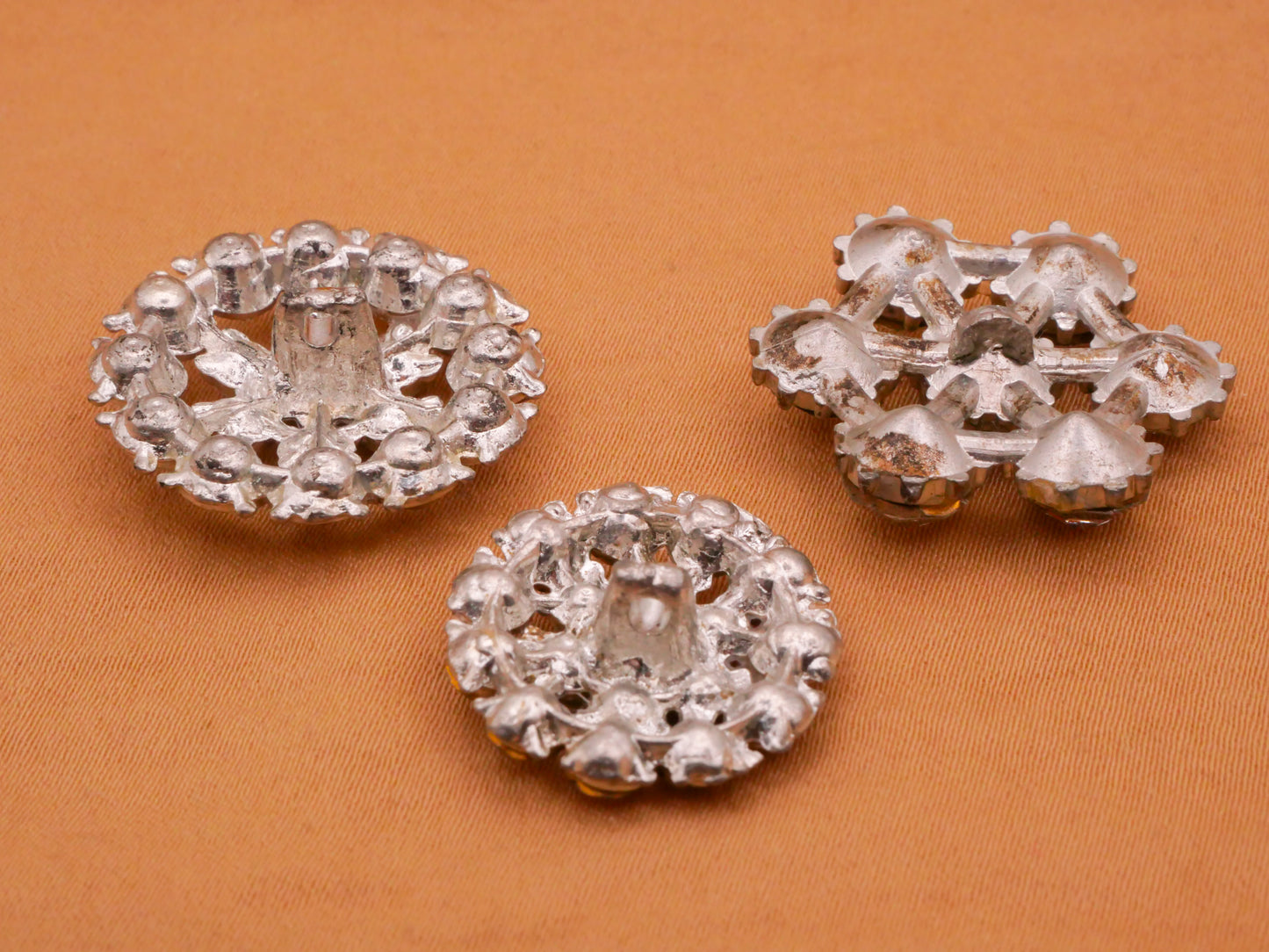 Rhinestone Flower Look Design Glass Metal Vintage Button Various 19-25mm