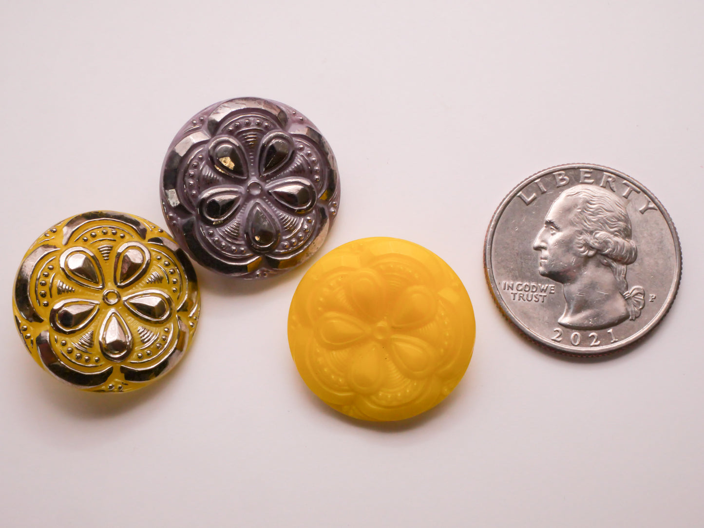 Flower Five Petal Vintage Glass Button Various 22mm