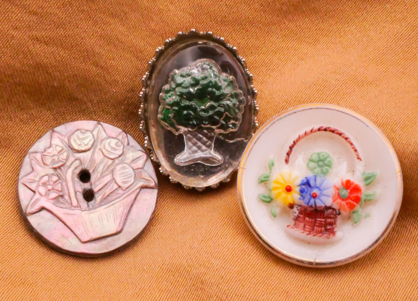 Flower Basket Easter Button Various 15-19mm