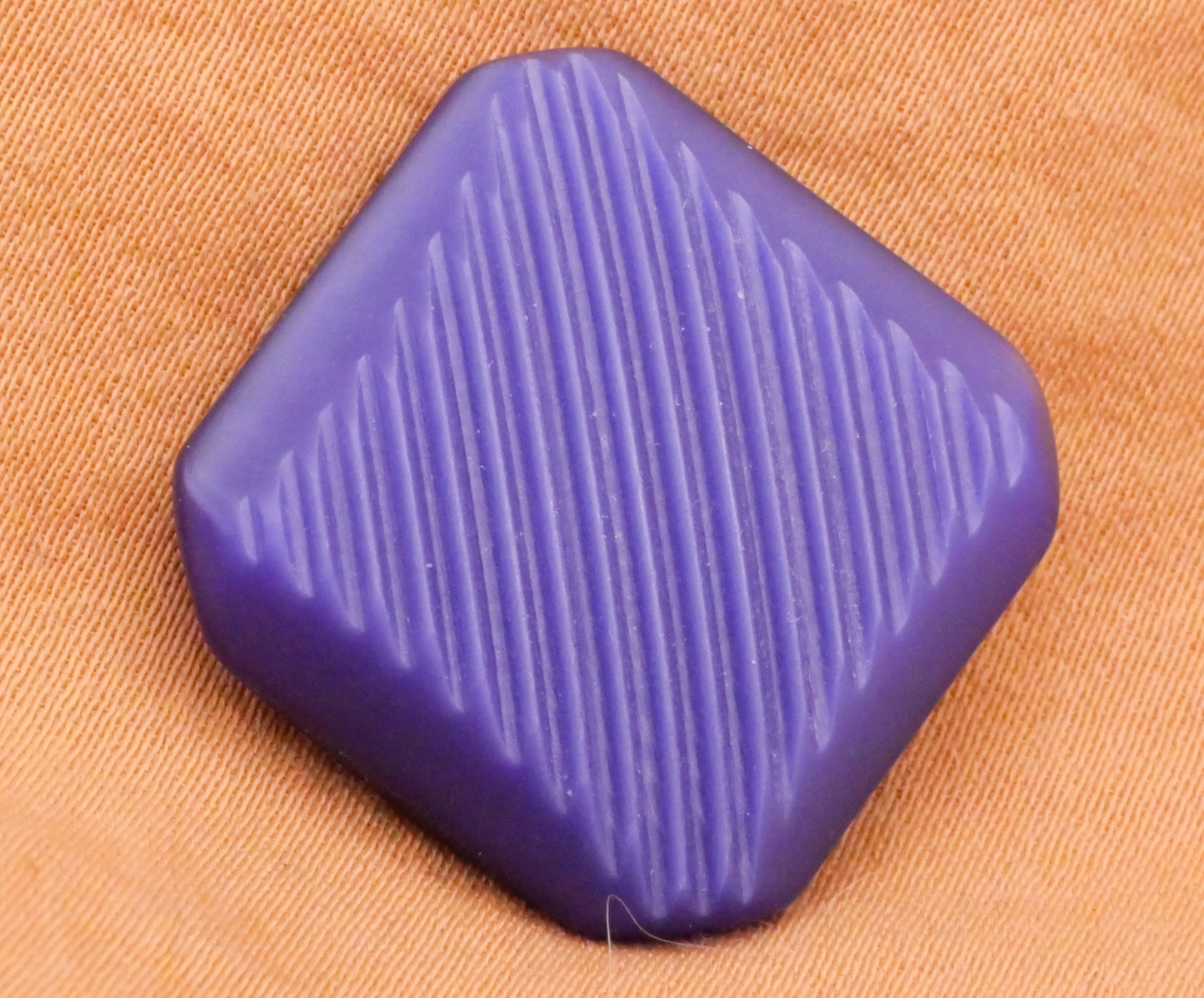 Purple Ridges Square Diamond Plastic Button 21mm