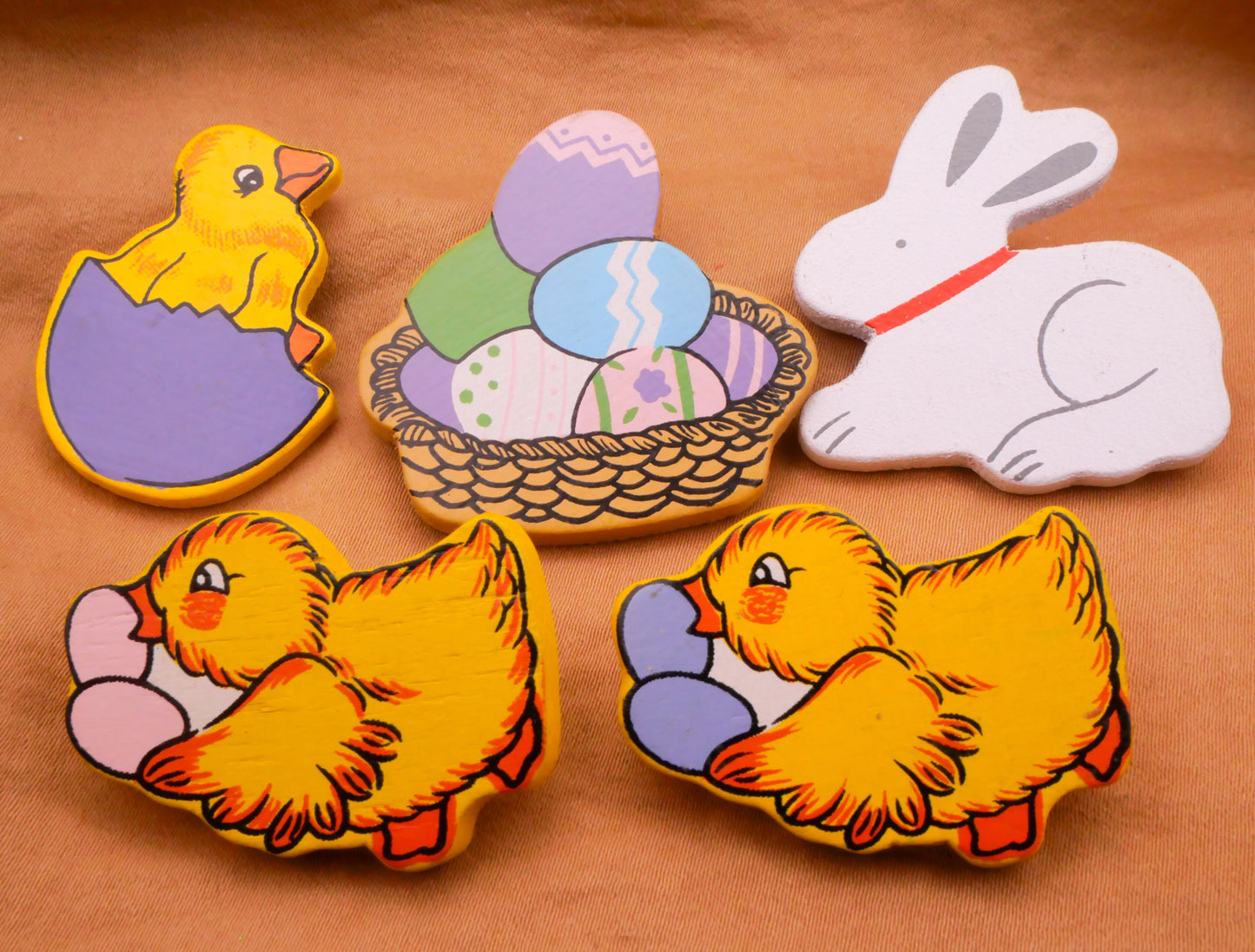 Easter Chick Rabbit or Eggs Vintage Wood Button Various 25-37mm
