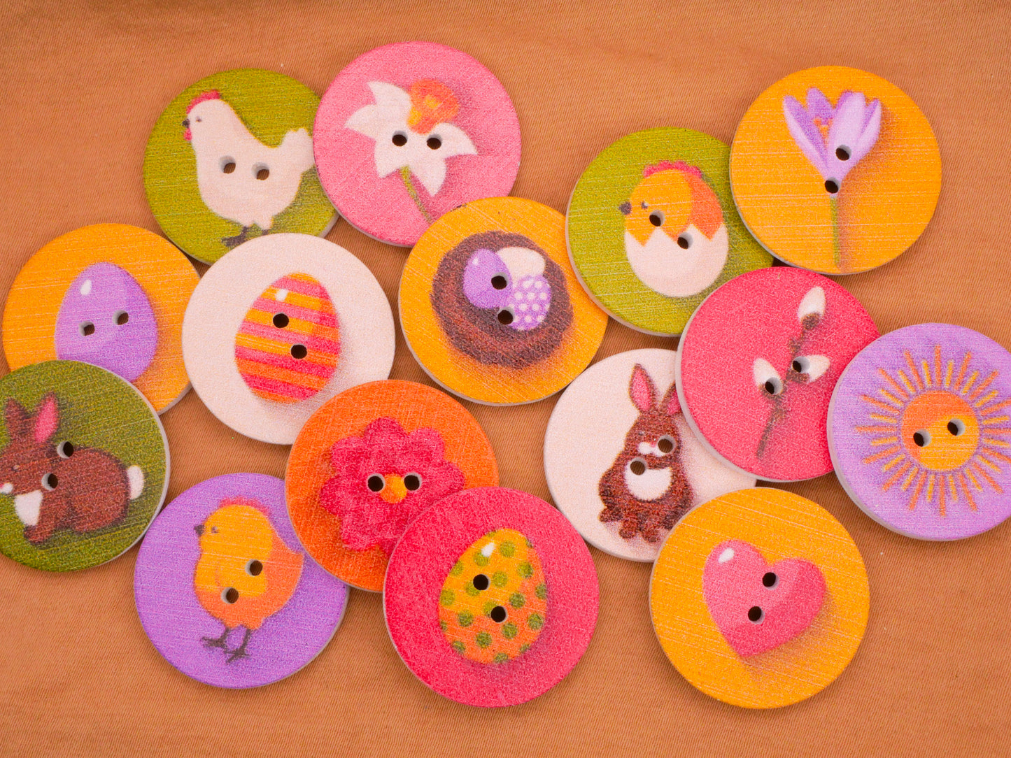 Easter Spring Wood Assorted Set of Eight Buttons 25mm