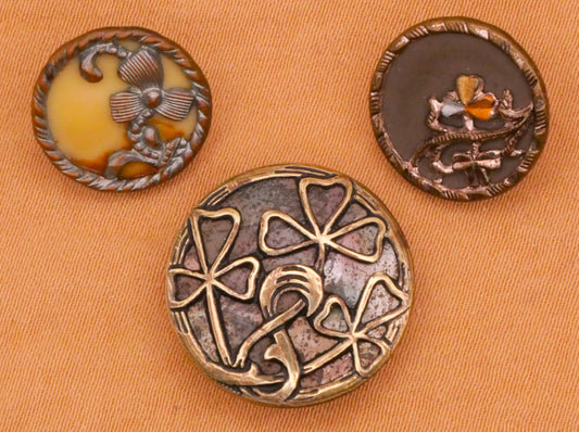 Clover Shamrock Three-Leaf Celluloid Victorian Metal Button Various 13-18mm