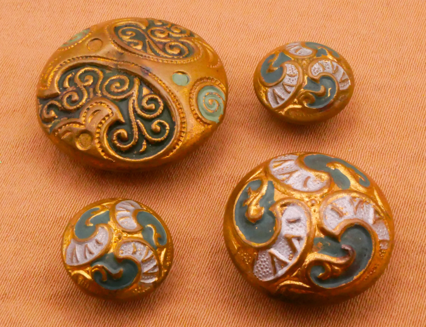 Green Swirl Enamel Metal Button Various 12-22mm