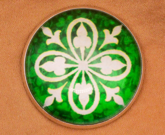 Clover Shamrock Fleur Filigree Dome Glass Silver Metal Button 27mm